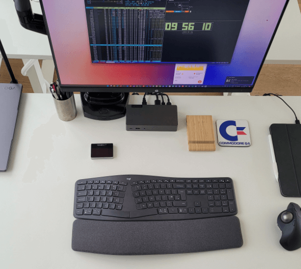 Jarek's home office where he builds Wide Angle Analytics